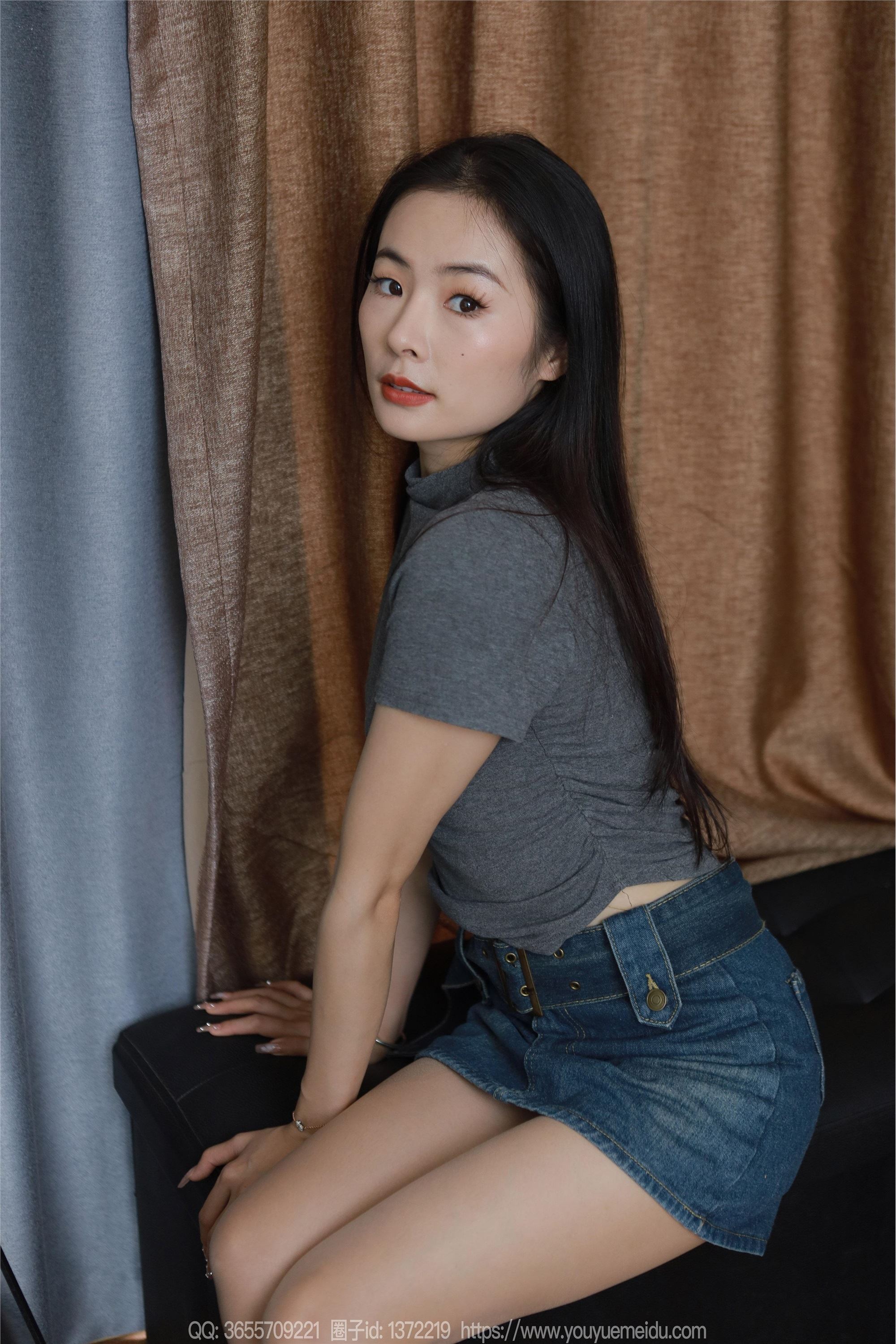 IESS异思趣向  2024.04.25 丝享家 1725 小金《笔直长腿》